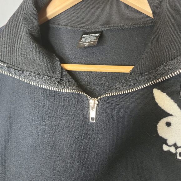 Playboy Cropped Sweatshirt Black And White Size XL - Picture 9 of 11